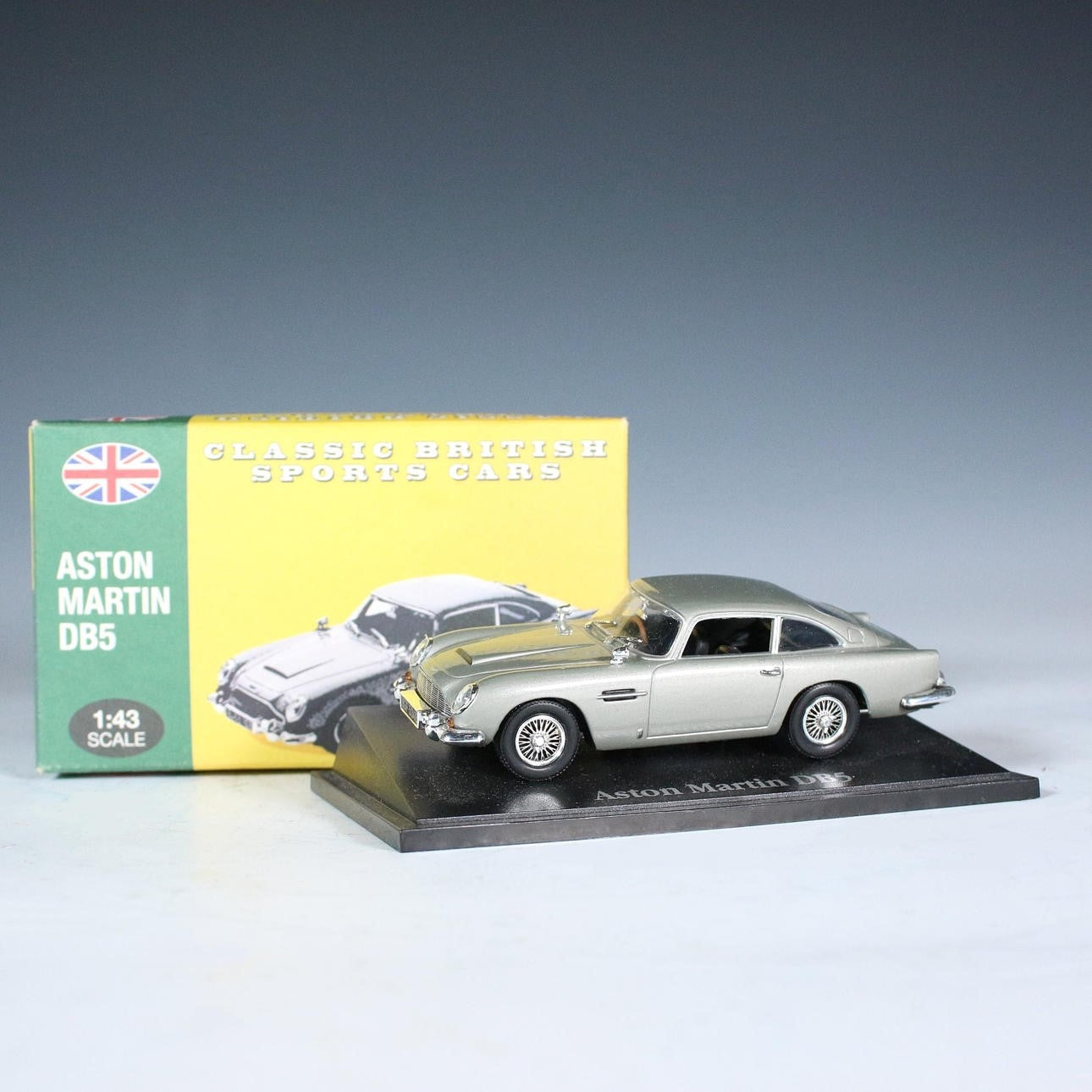 Atlas Editions - Aston Martin DB5 1:43 Scale (14+) Preowned